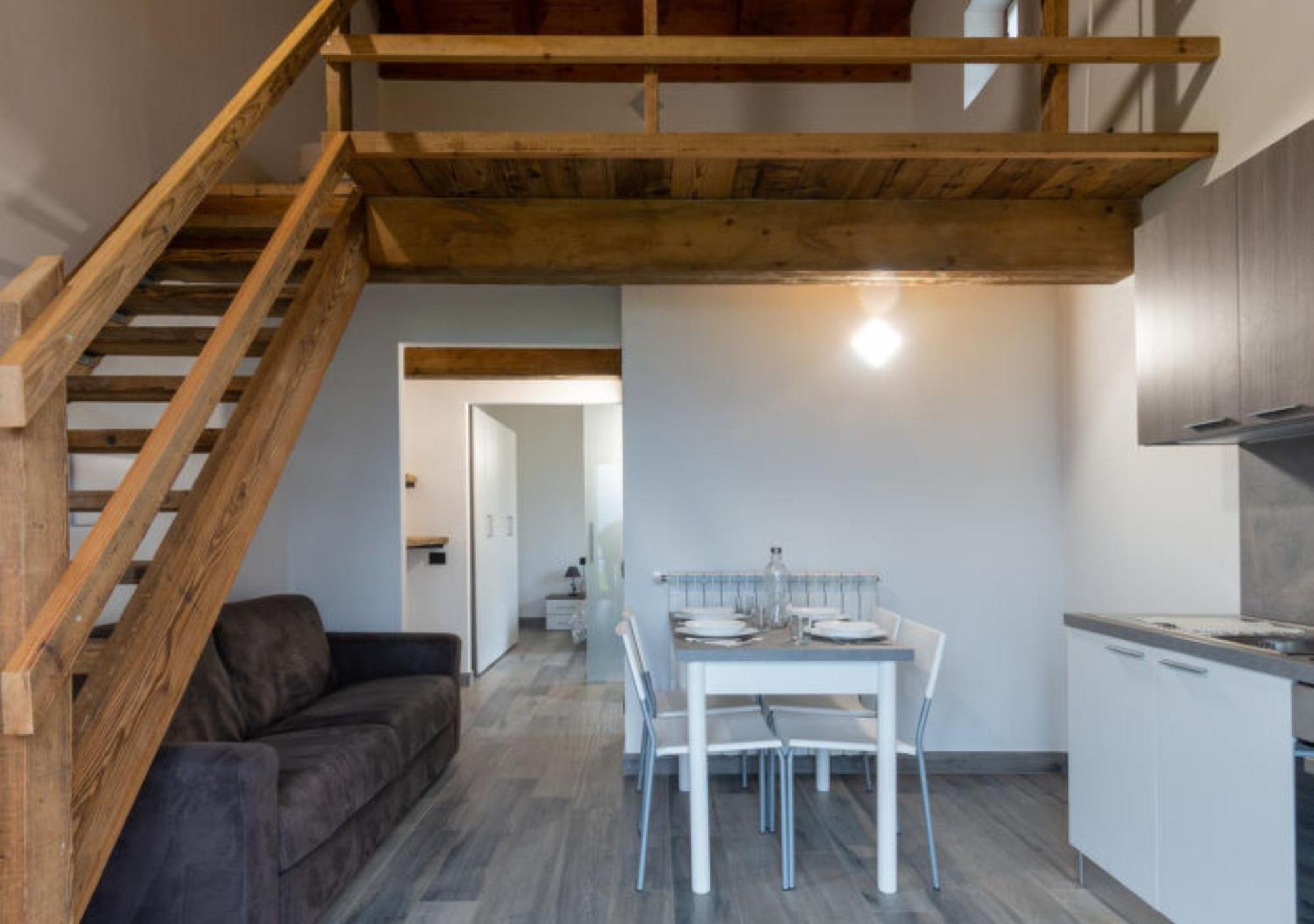 Agriturismo Baita Bave Pellio Inferiore Ruang foto